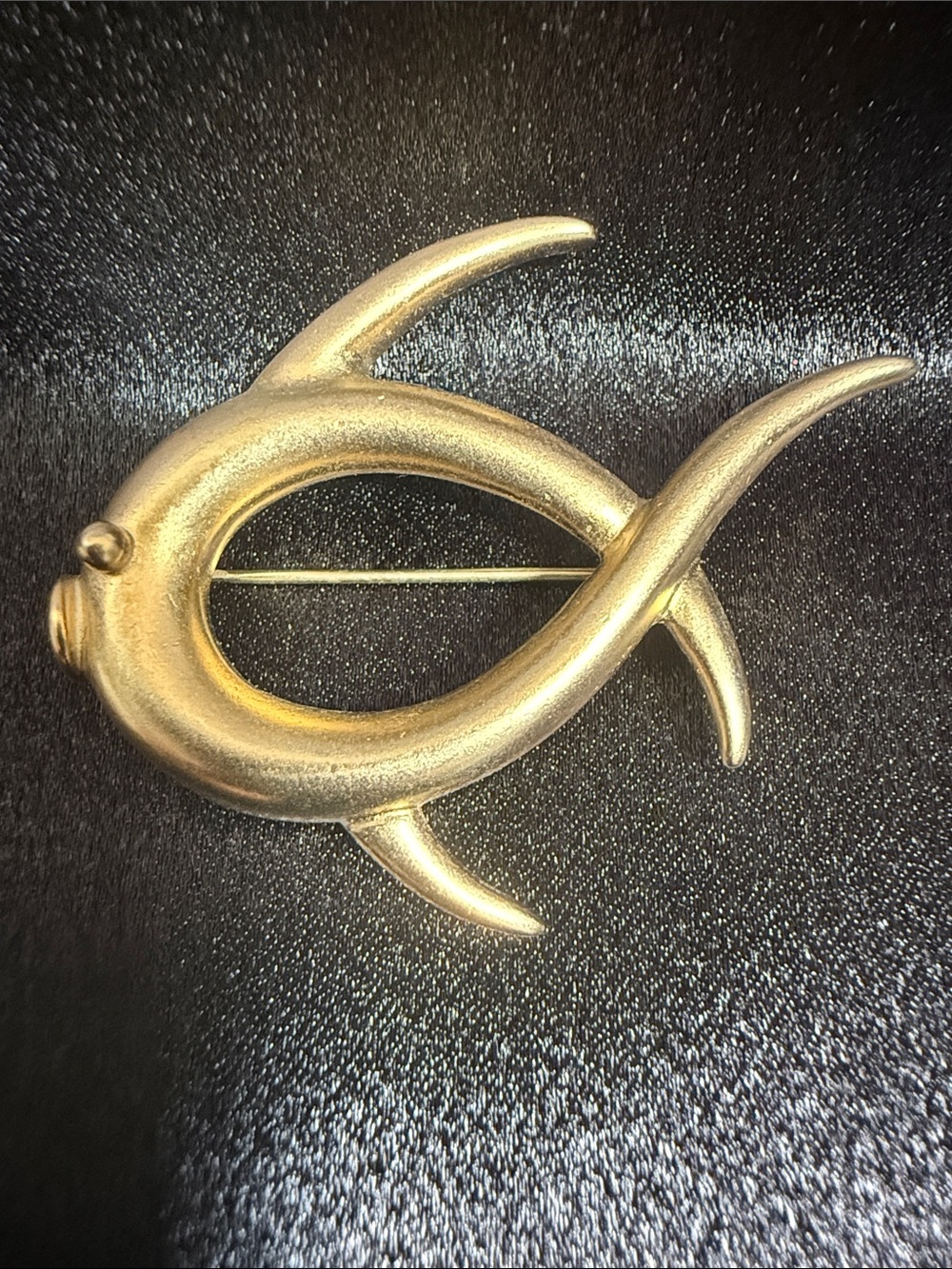 Vintage Modernist Design Fish Brooch